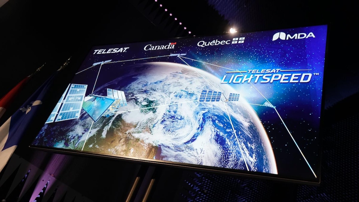 Justin Trudeau et François Legault ont annoncé la conclusion d’une entente avec Télésat afin d’achever et d’exploiter le réseau satellitaire Lightspeed.