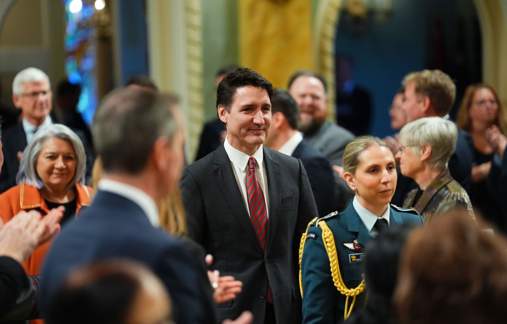 Le même cabinet Trudeau, avec huit nouveaux visages | Le Devoir