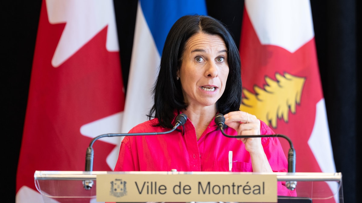 Valérie Plante en conférence de presse.